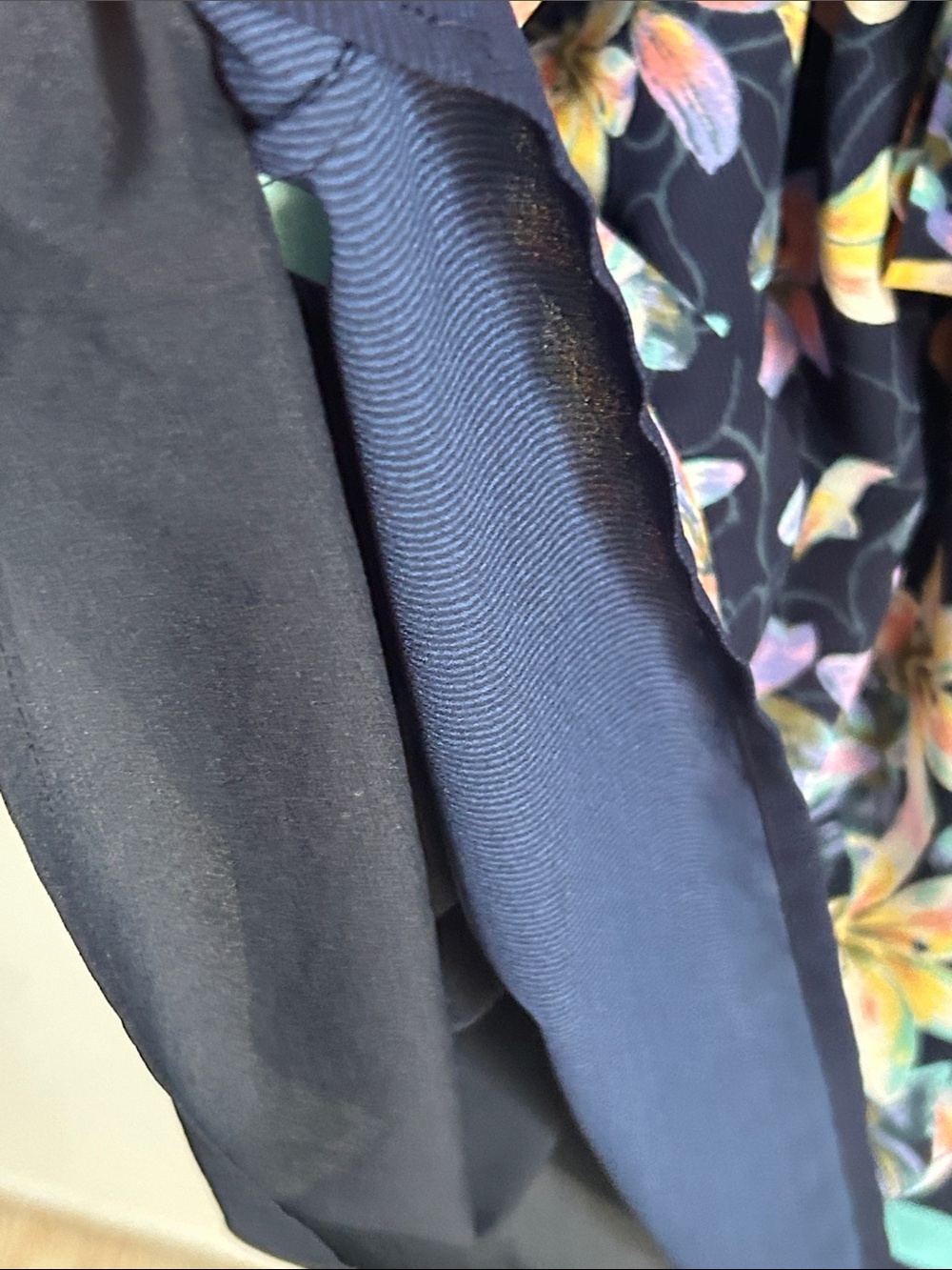 BCBGMaxAzria Lois Kimono Sleeve Floral Print Chiffon Mini Dress - Picture 7 of 10